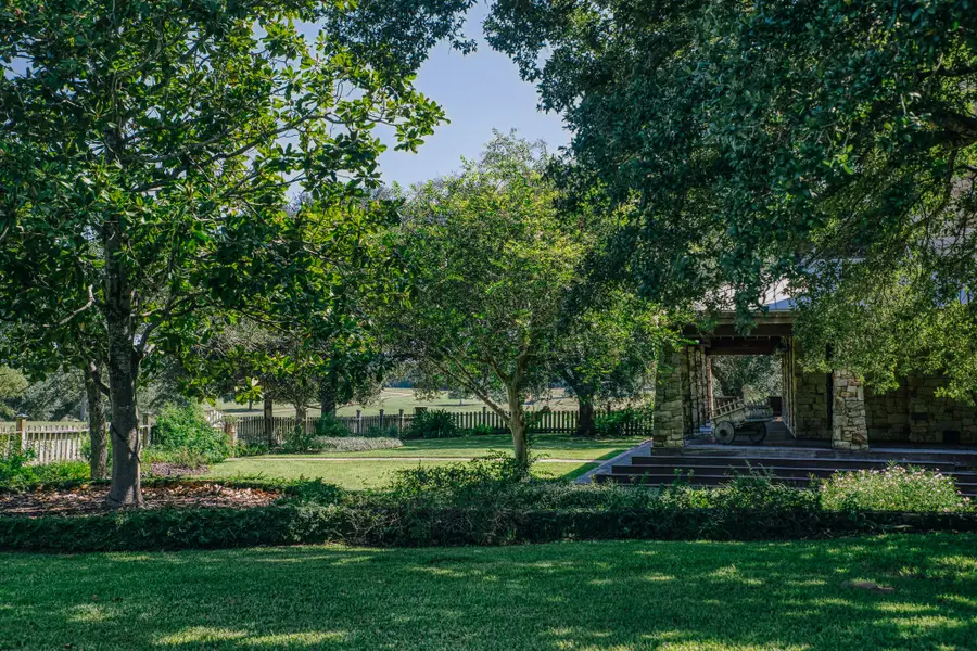 4083 Glaeser Road, Bellville, TX 77418 - #2