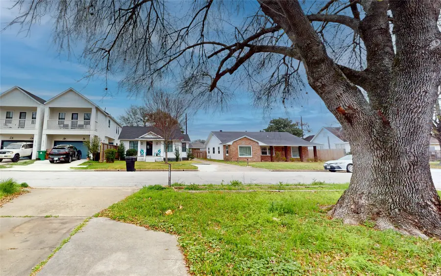 4709 Edison Street, Houston, TX 77009 - #2