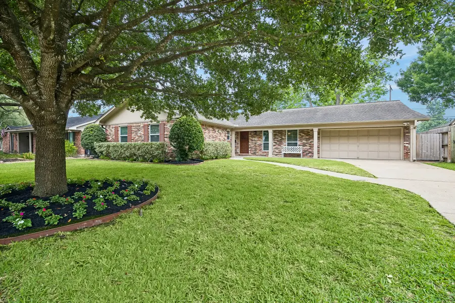 7111 Hartland Avenue, Houston, TX 77055 - #2