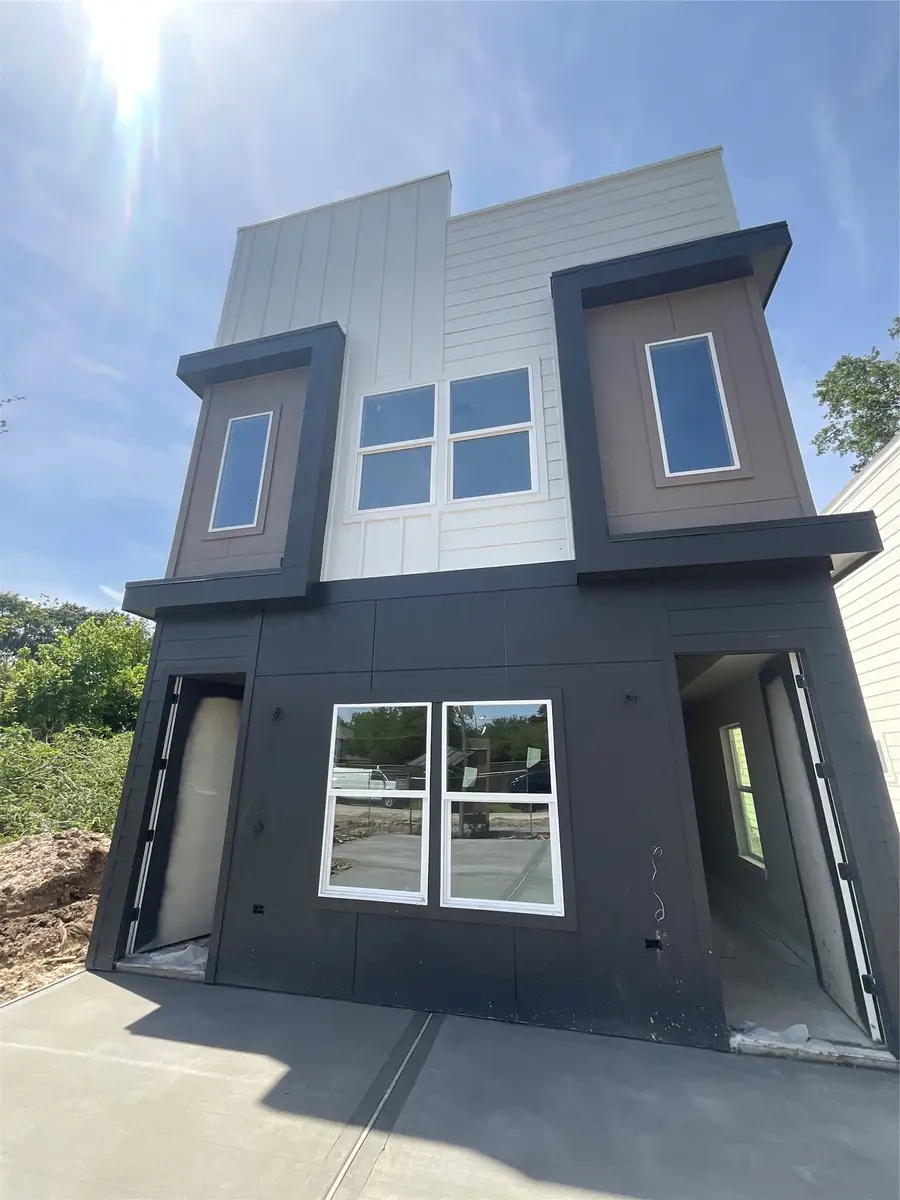 968 South Lane #A/B, Houston, TX 77088 - #2