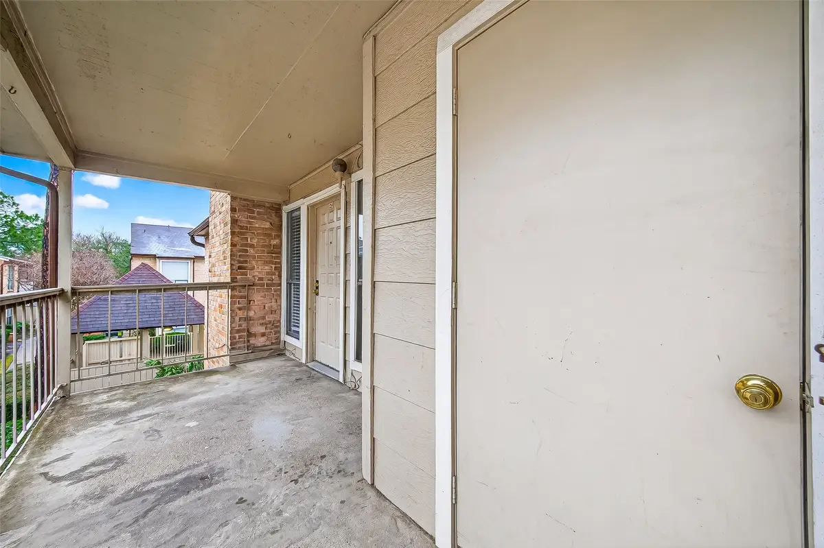 2100 Wilcrest Drive #225, Houston, TX 77042 - #1