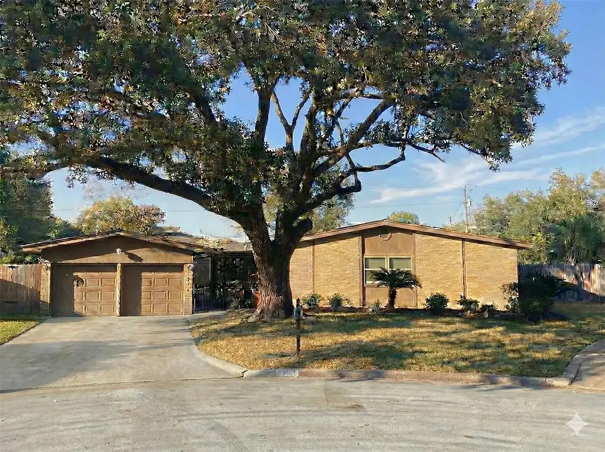 915 Merriman Court, Friendswood, TX 77546 - #1