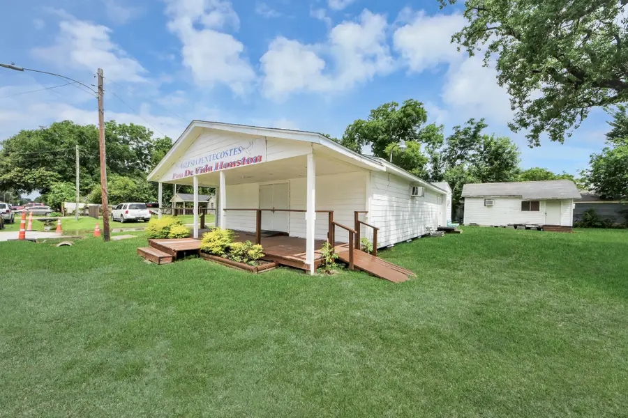 810 Lucky Street, Houston, TX 77088 - #2