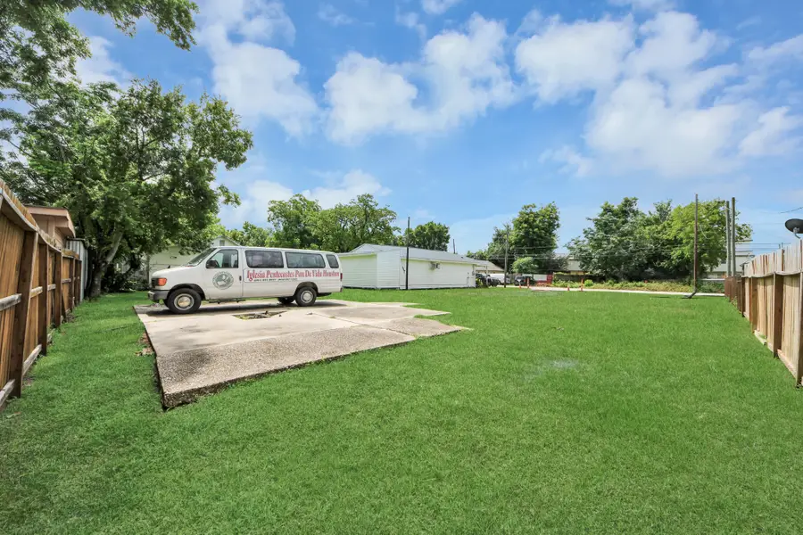 810 Lucky Street, Houston, TX 77088 - #3