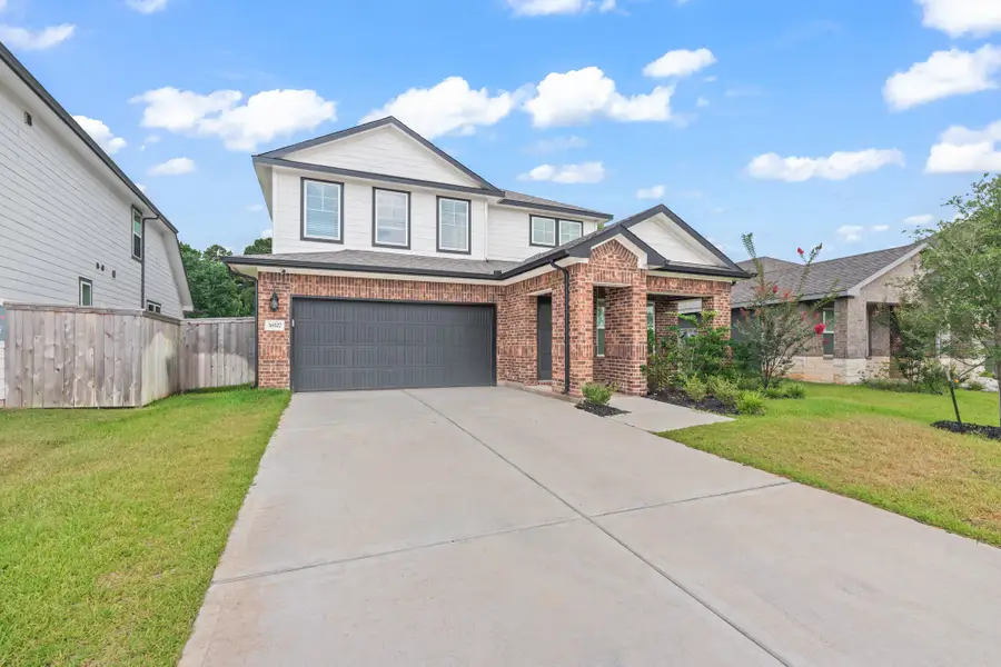 38527 Winding Meadows Drive, Magnolia, TX 77354 - #2