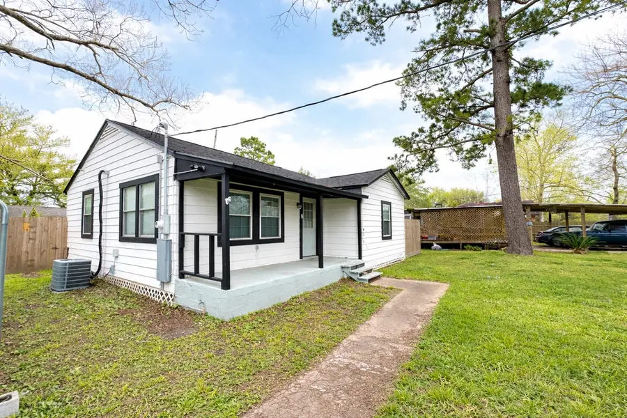 406 N Fig Street, Sweeny, TX 77480 - #3