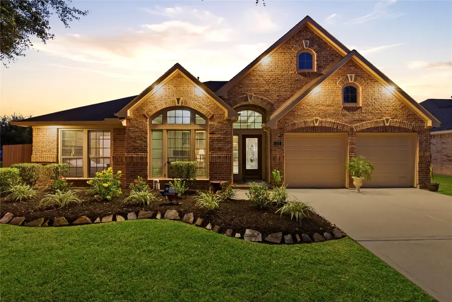 619 Manor Ridge Lane, League City, TX 77573 - Image #3