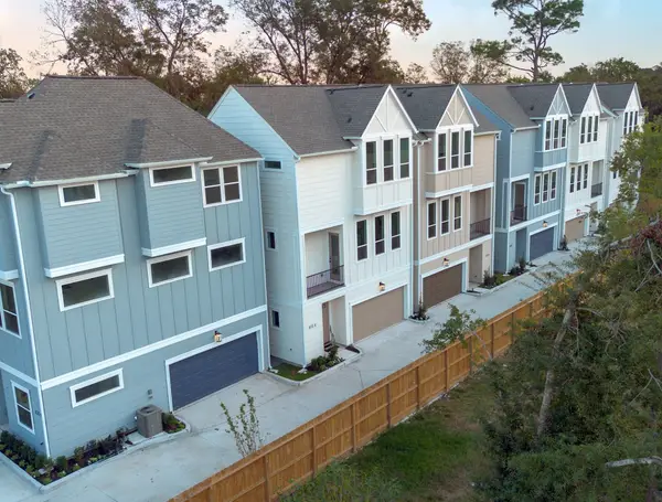 835 Elkhart Street #D, Houston, TX 77091