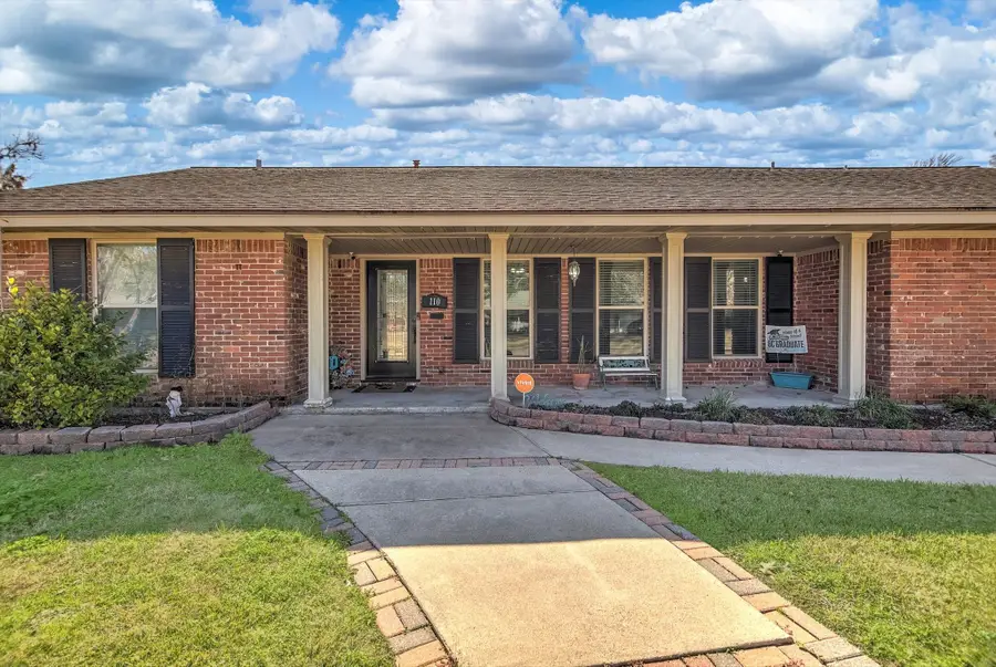 110 Daisy Street, Lake Jackson, TX 77566 - #2