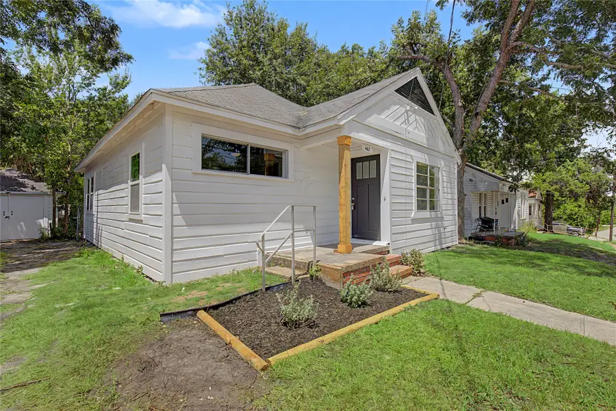 632 University Avenue, Huntsville, TX 77320 - #2