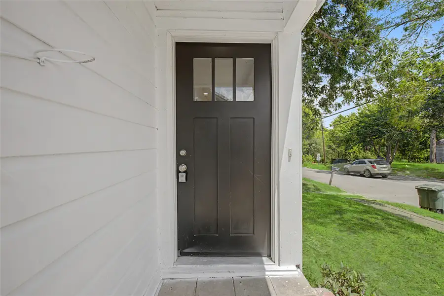 632 University Avenue, Huntsville, TX 77320 - #3
