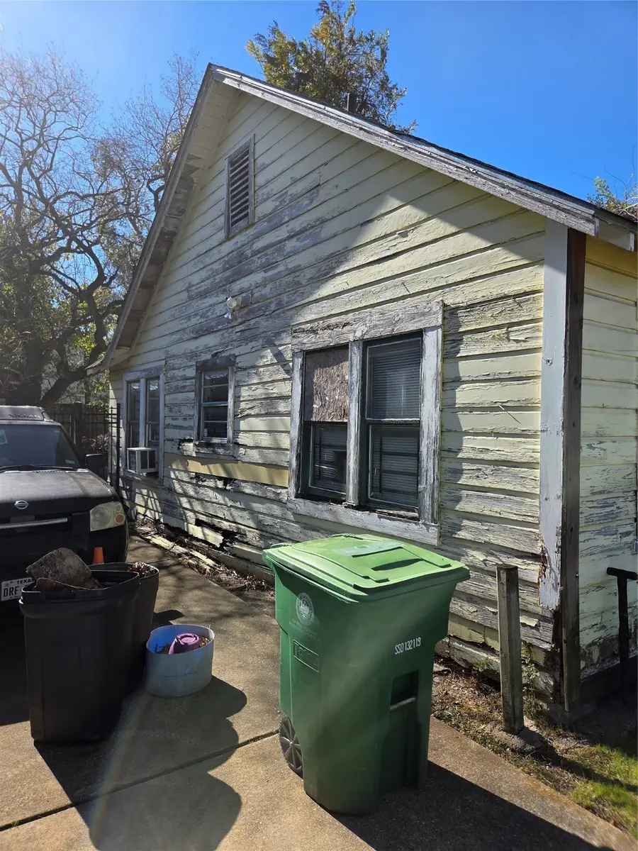 905 Adele Street, Houston, TX 77009 - #2