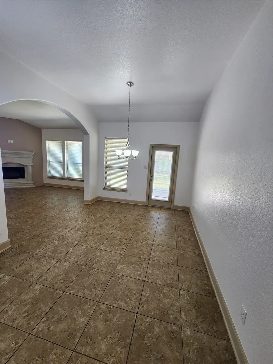 9511 Lesters Way, San Antonio, TX 78254 - #3