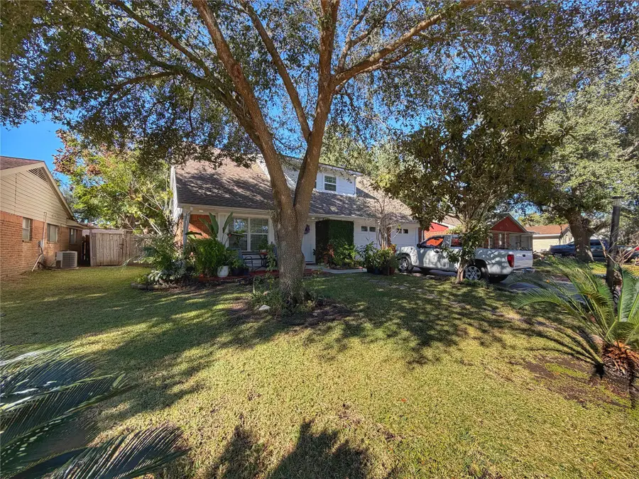 11707 N Evelyn Cir, Houston, TX 77071 - Image #2