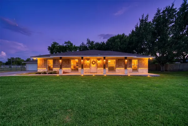 6618 Heron Lane, Pearland, TX 77584