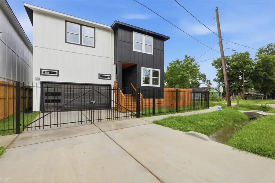 3804-3806 Sayers Street, Houston, TX 77026 - #3