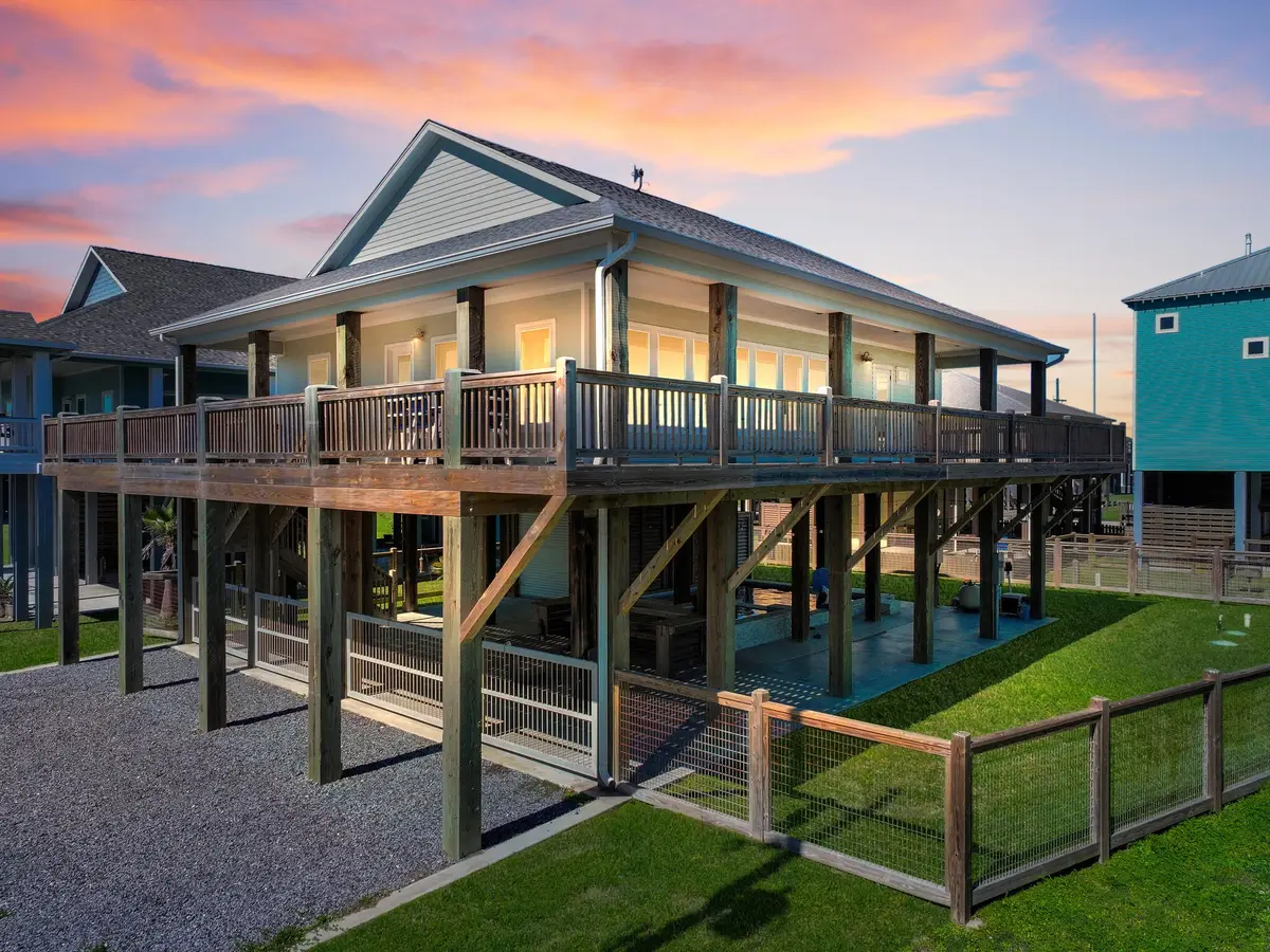 928 Kenlyn Drive, Crystal Beach, TX 77650 - #1