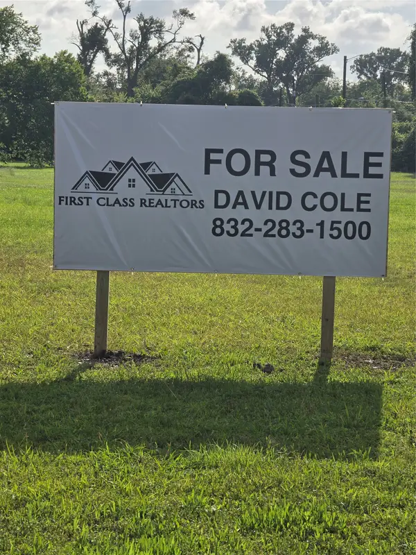 7417 E Houston Road, Houston, TX 77028