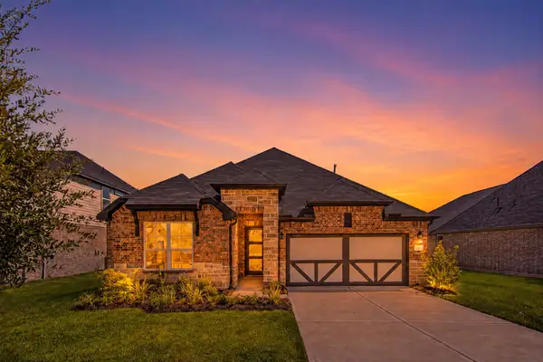 157 Peninsula Point Drive, Montgomery, TX 77356
