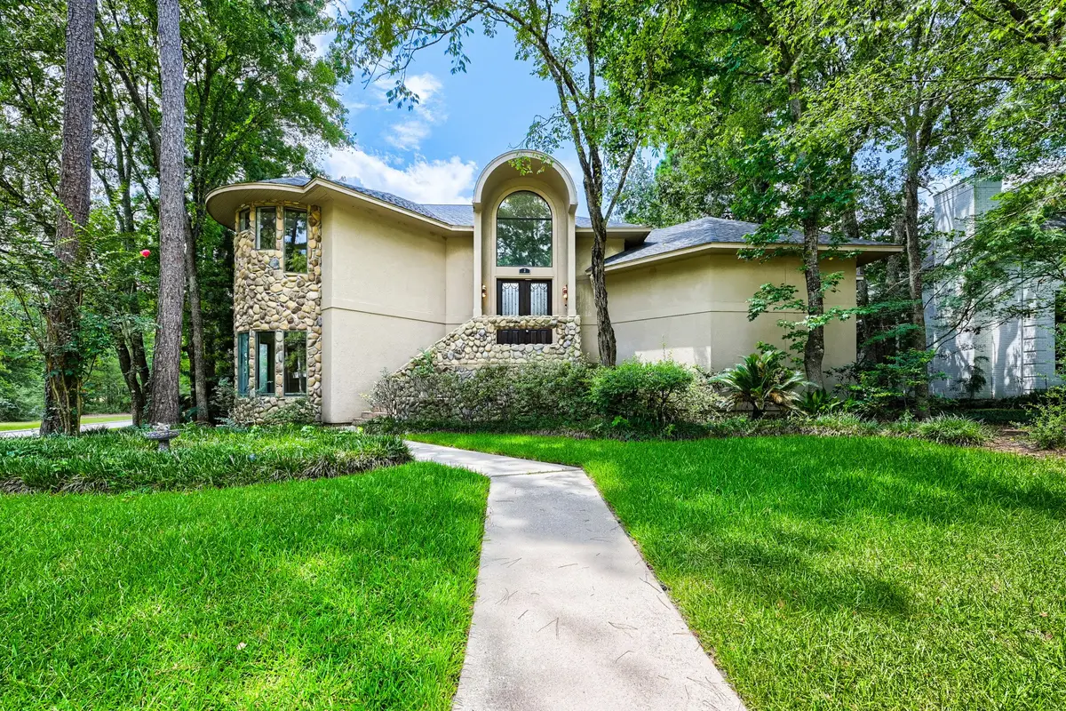 3 Hillside View Place, The Woodlands, TX 77381 - #1