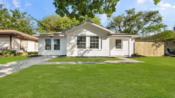 900 Largo Street, Baytown, TX 77520