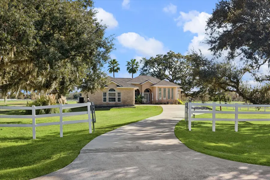 16511 Suncreek Ranch, Rosharon, TX 77583 - Image #3