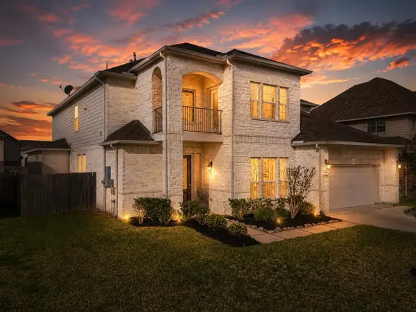 2414 Trocadero Lane, League City, TX 77573