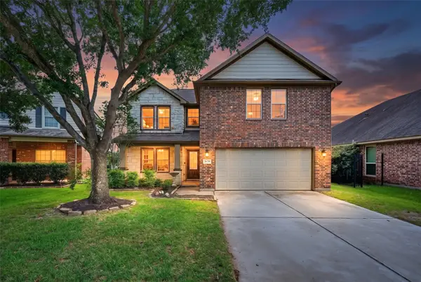 26215 Crystal Cove Lane, Richmond, TX 77406