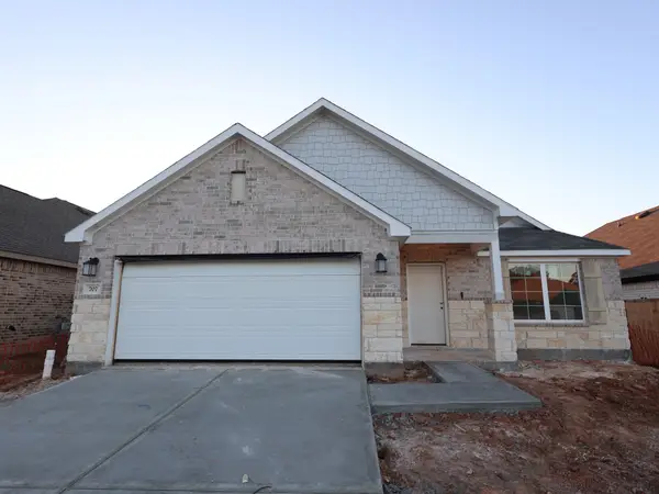 707 Michelia Street, Magnolia, TX 77354