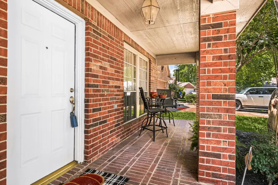 16818 Basewood Court, Sugar Land, TX 77498 - #3
