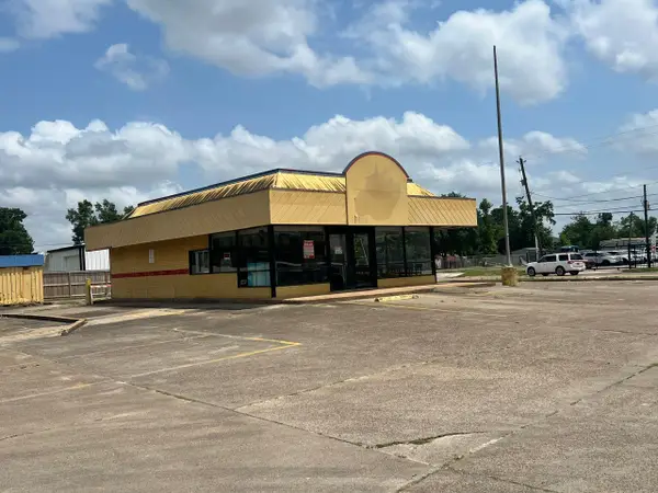 2401 Shaver Street, Pasadena, TX 77502