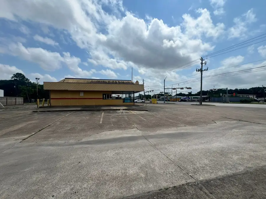 2401 Shaver Street, Pasadena, TX 77502 - #2