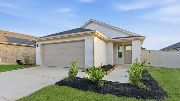 3413 Wild Mustang Street, League City, TX 77511