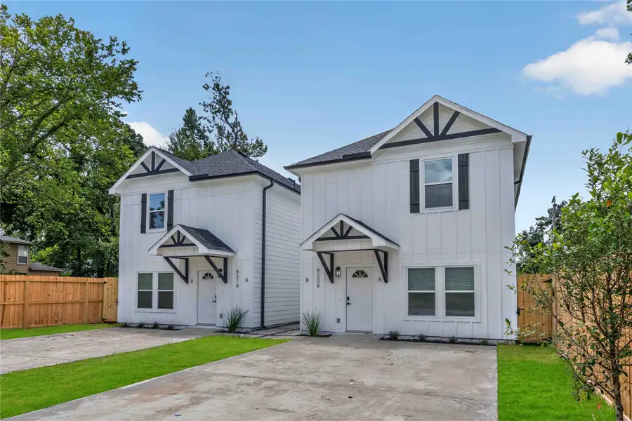 8208 Sterlingshire Street #A/B, Houston, TX 77078 - #2