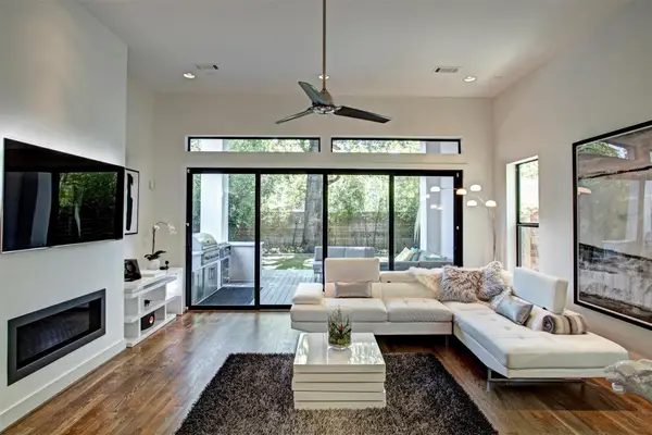 6017 San Felipe Street, Houston, TX 77057