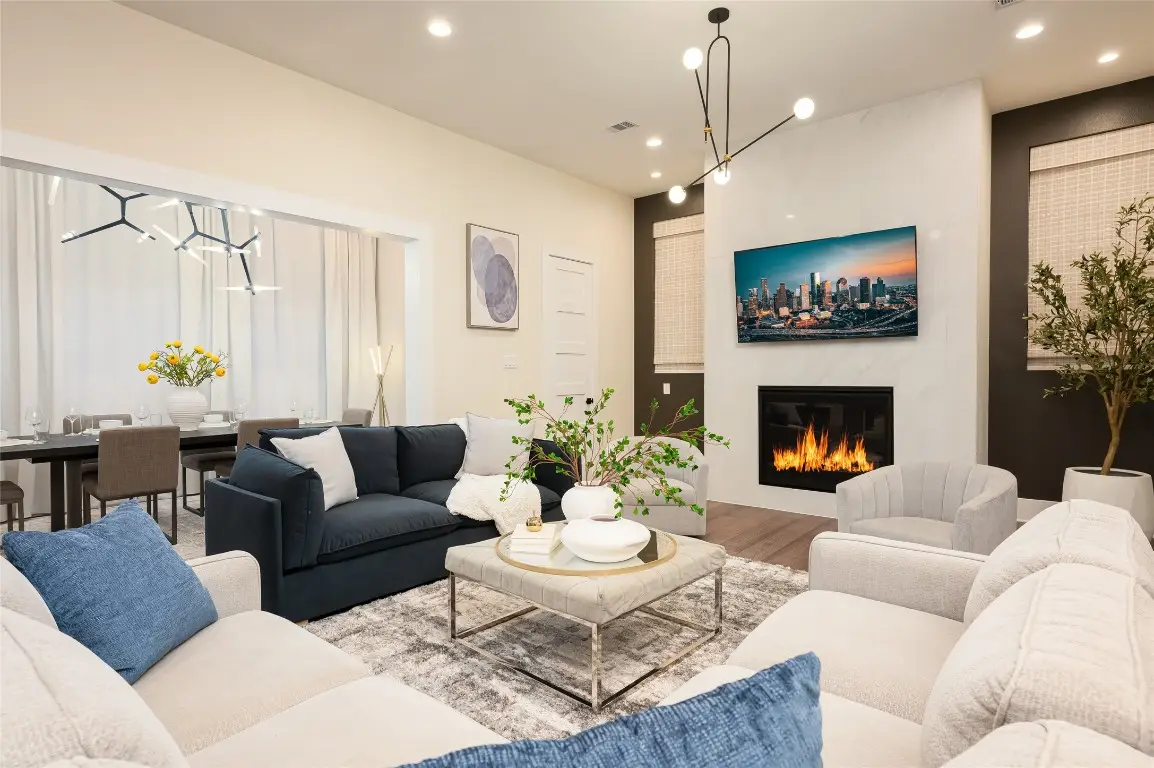 917 Thompson Street, Houston, TX 77007 - #1