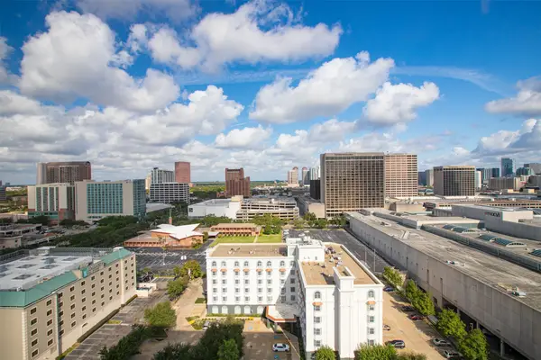 5150 Hidalgo Street #1602, Houston, TX 77056