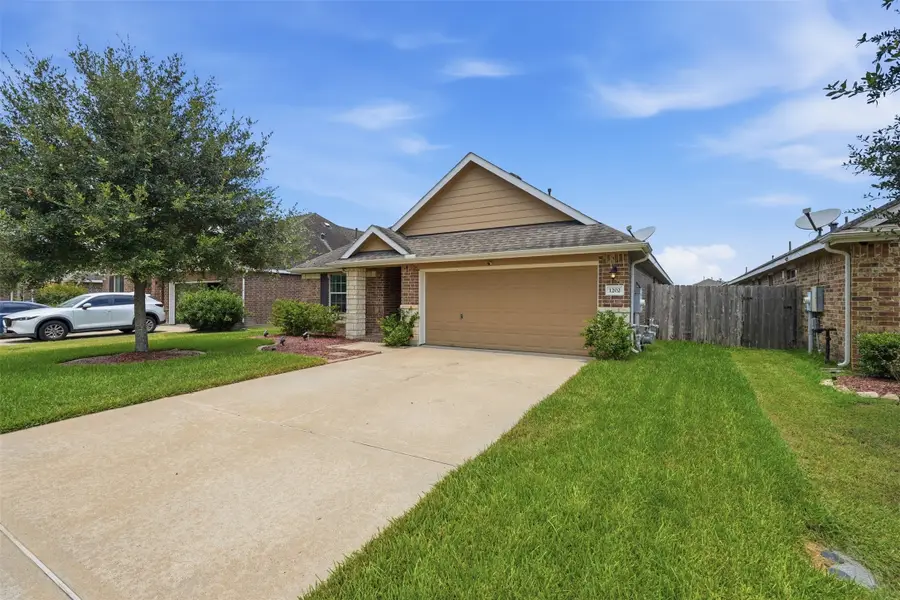 1202 Quarterhorse Drive, Alvin, TX 77511 - #2