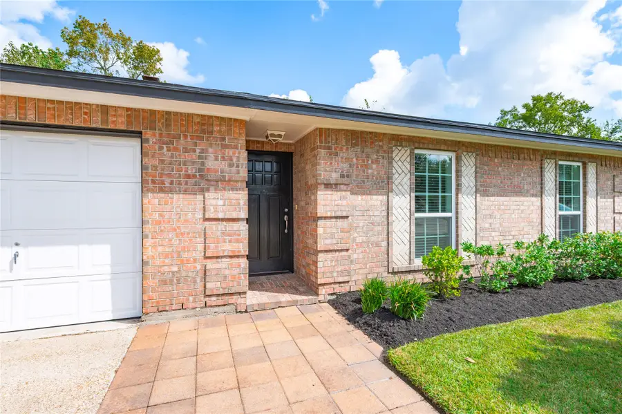 16735 Townes Road, Friendswood, TX 77546 - #2