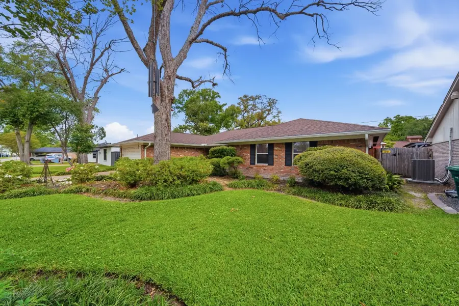 9910 Pine Lake Drive, Houston, TX 77055 - #2