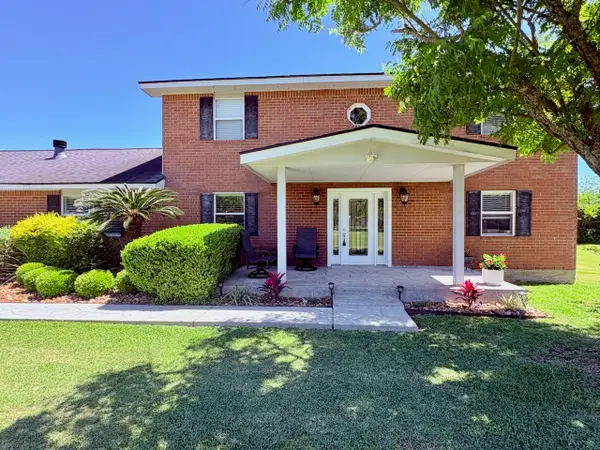 12421 Roy Road #CR105, Brookside, TX 77581