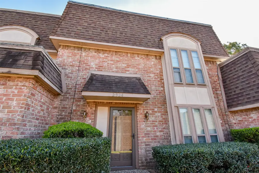2924 Camelot Lane, Missouri City, TX 77459 - #2