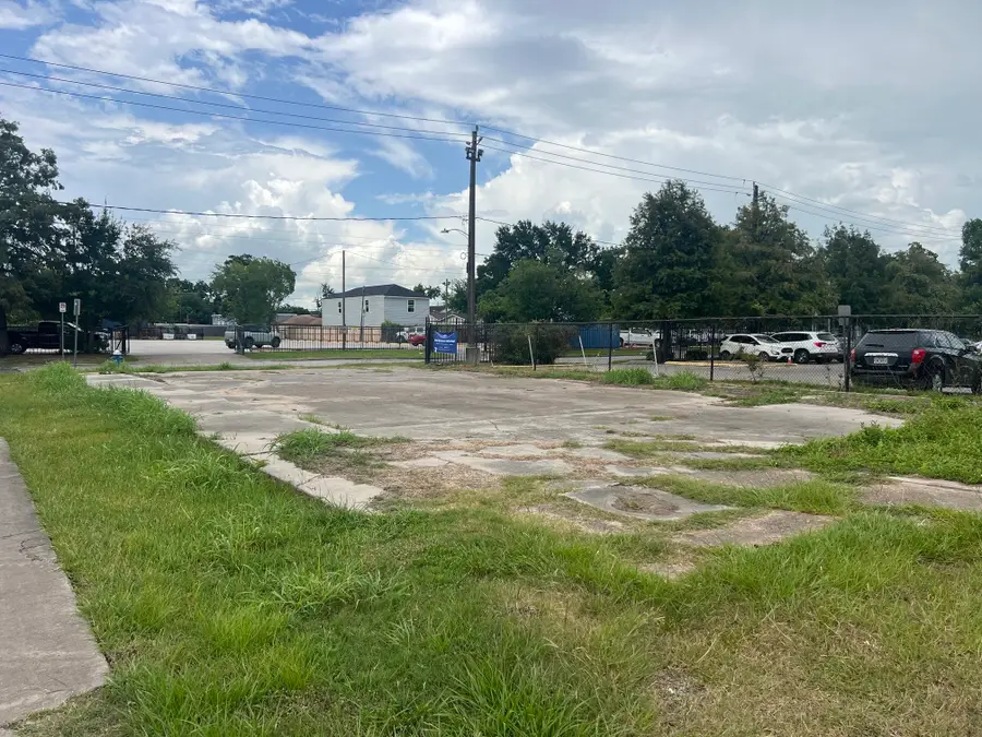 408 75th Street, Houston, TX 77011 - #3