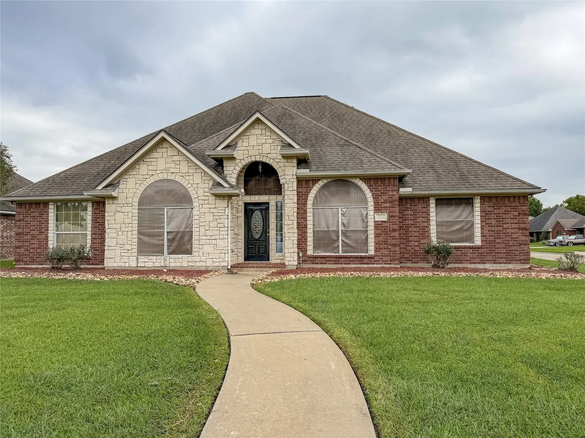 134 Dove Trail, Richwood, TX 77531 - #1