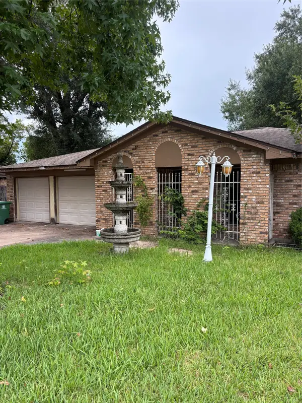 9006 Circle Cove Court, Houston, TX 77088