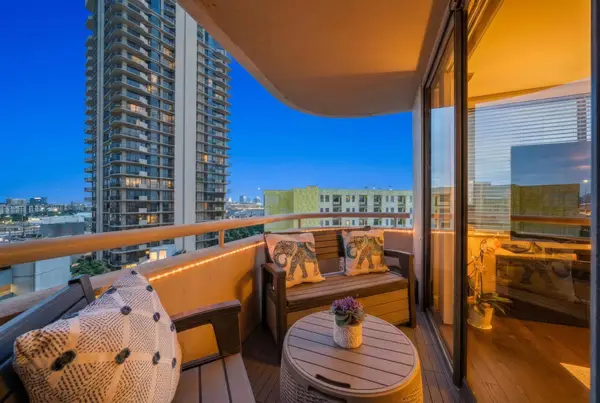 3525 Sage Road #909, Houston, TX 77056