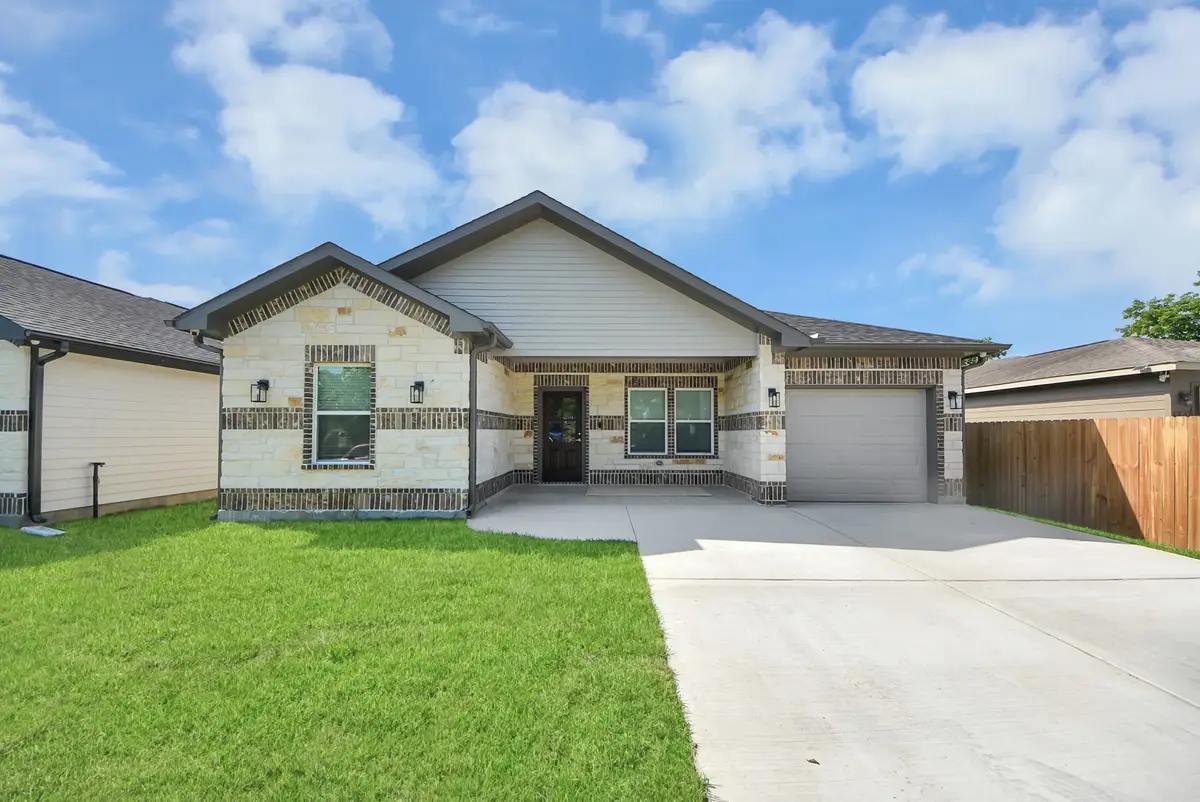 604 Miriam Street, Baytown, TX 77520 - #1