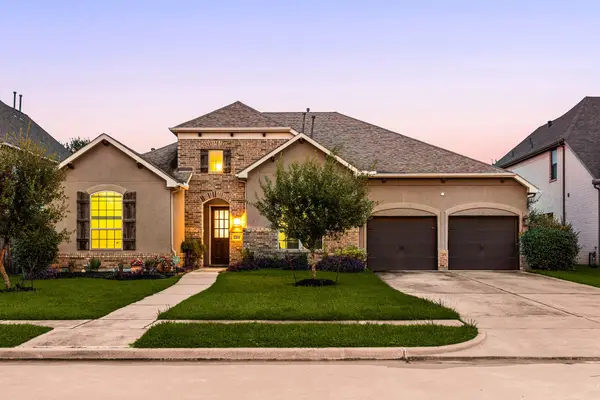 6202 Meadow Bluff Court, Richmond, TX 77407
