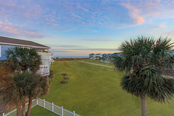 25314 Intrepid Lane, Galveston, TX 77554
