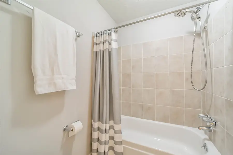 1413 Ramada Drive #1413, Houston, TX 77062 - #3